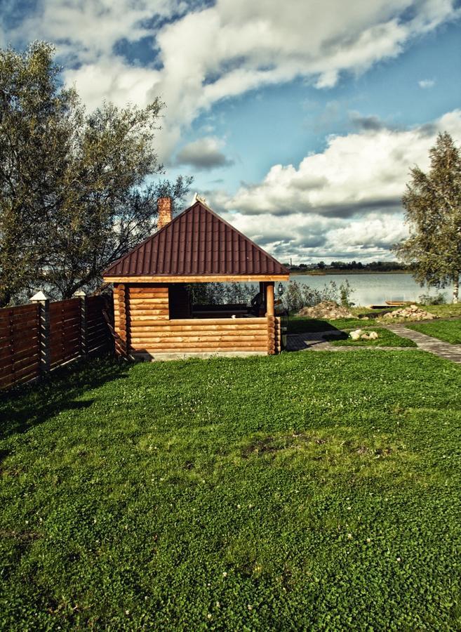 Hotel Falvarak Braslaŭ Exteriör bild